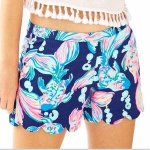 Lilly Pulitzer Scalloped Magnolia Short